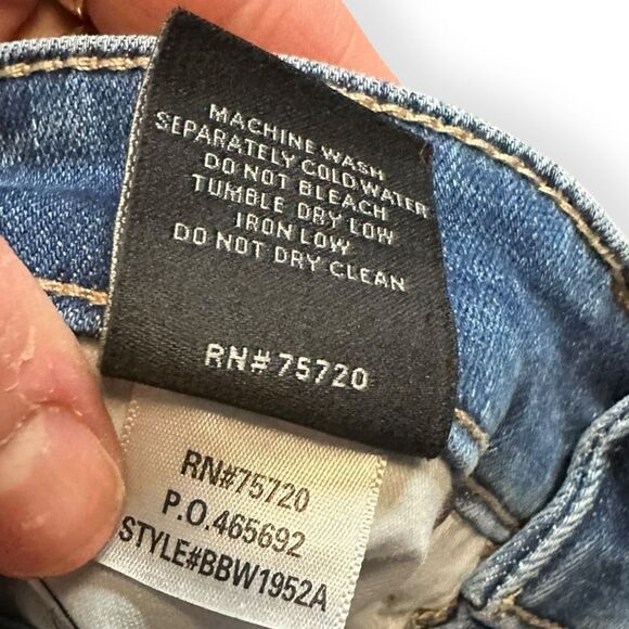 BUCKLE BLACK Women’s Light Wash Distressed Fit No. 75 Ankle Skinny Jeans Size 27 - Picture 6 of 8